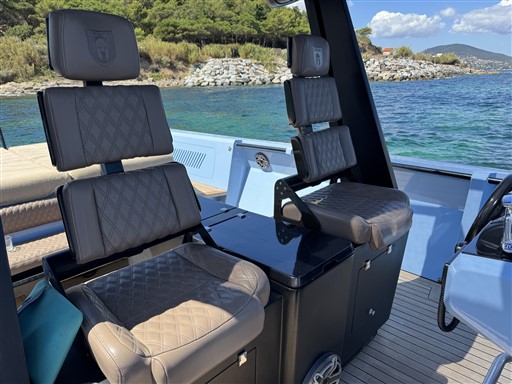 foto: 15 Wally Tender 45