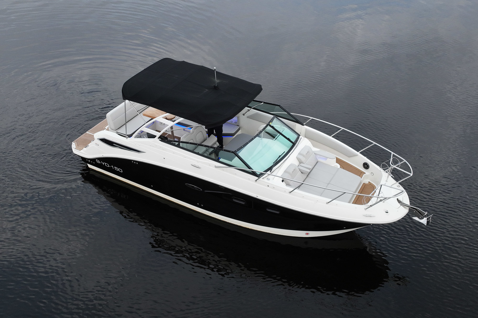 foto: 4 Sea Ray Sundancer 290