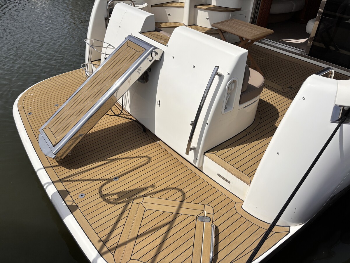 foto: 22 Azimut 46 Fly