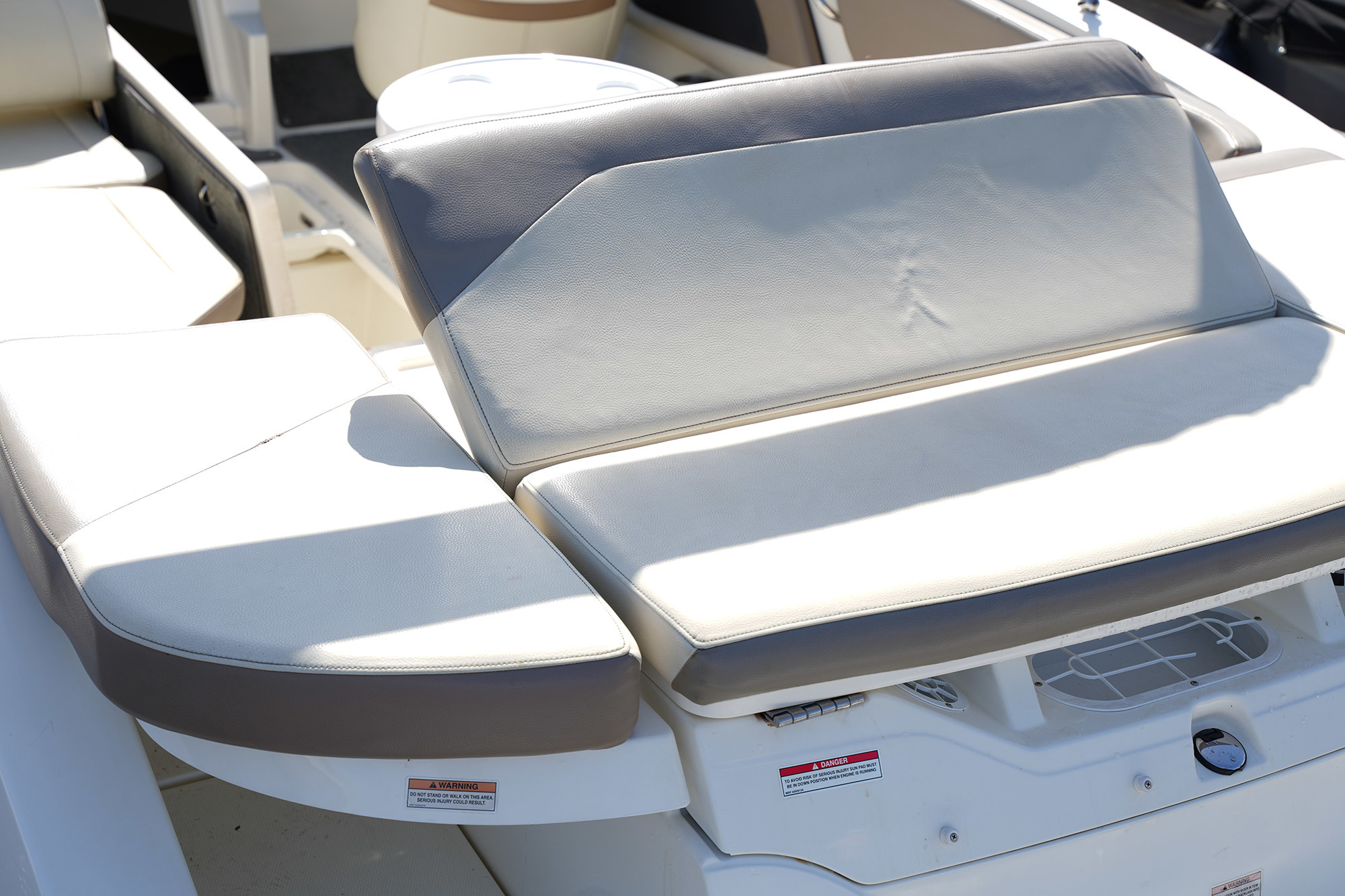 foto: 23 Sea Ray Sun Sport 230