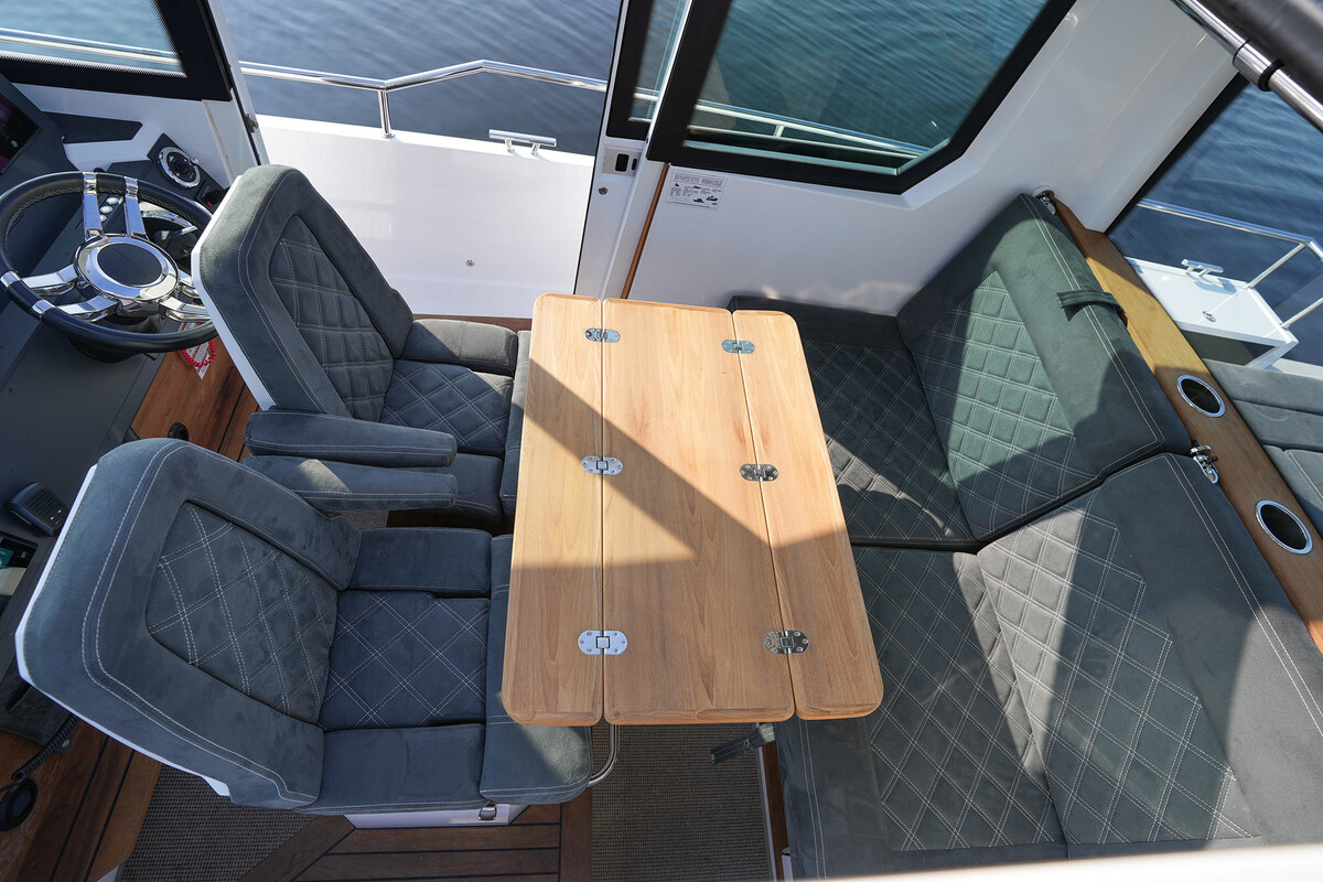 foto: 21 Axopar 28 Cabin - AC
