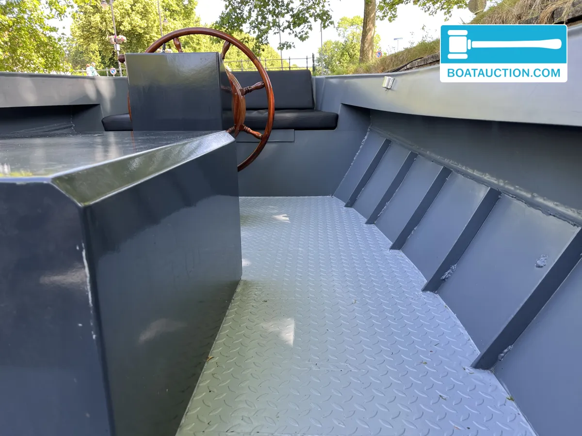 foto: 14 Motorsloep 875