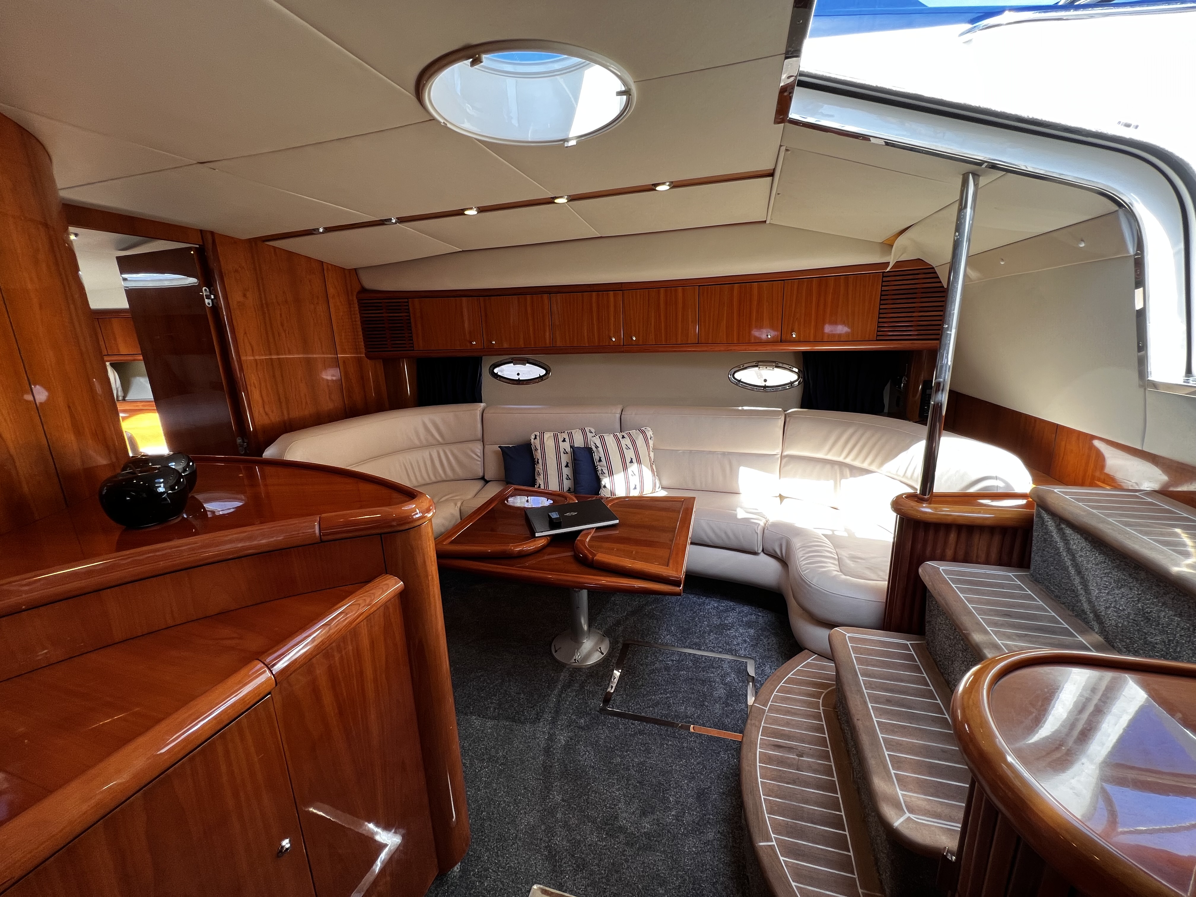 foto: 21 Sunseeker Camarque 50