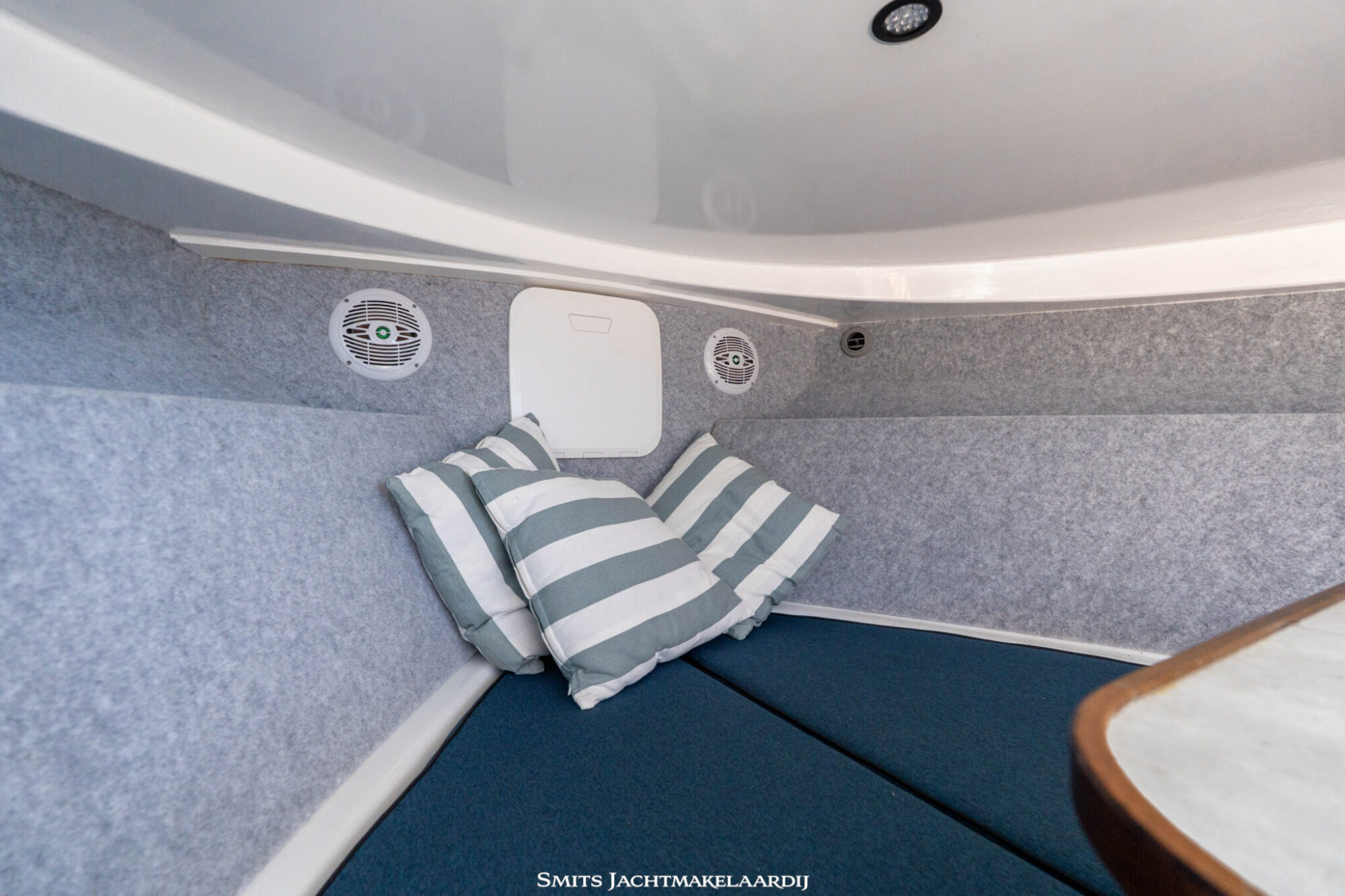 foto: 22 Bertram Bertram 25