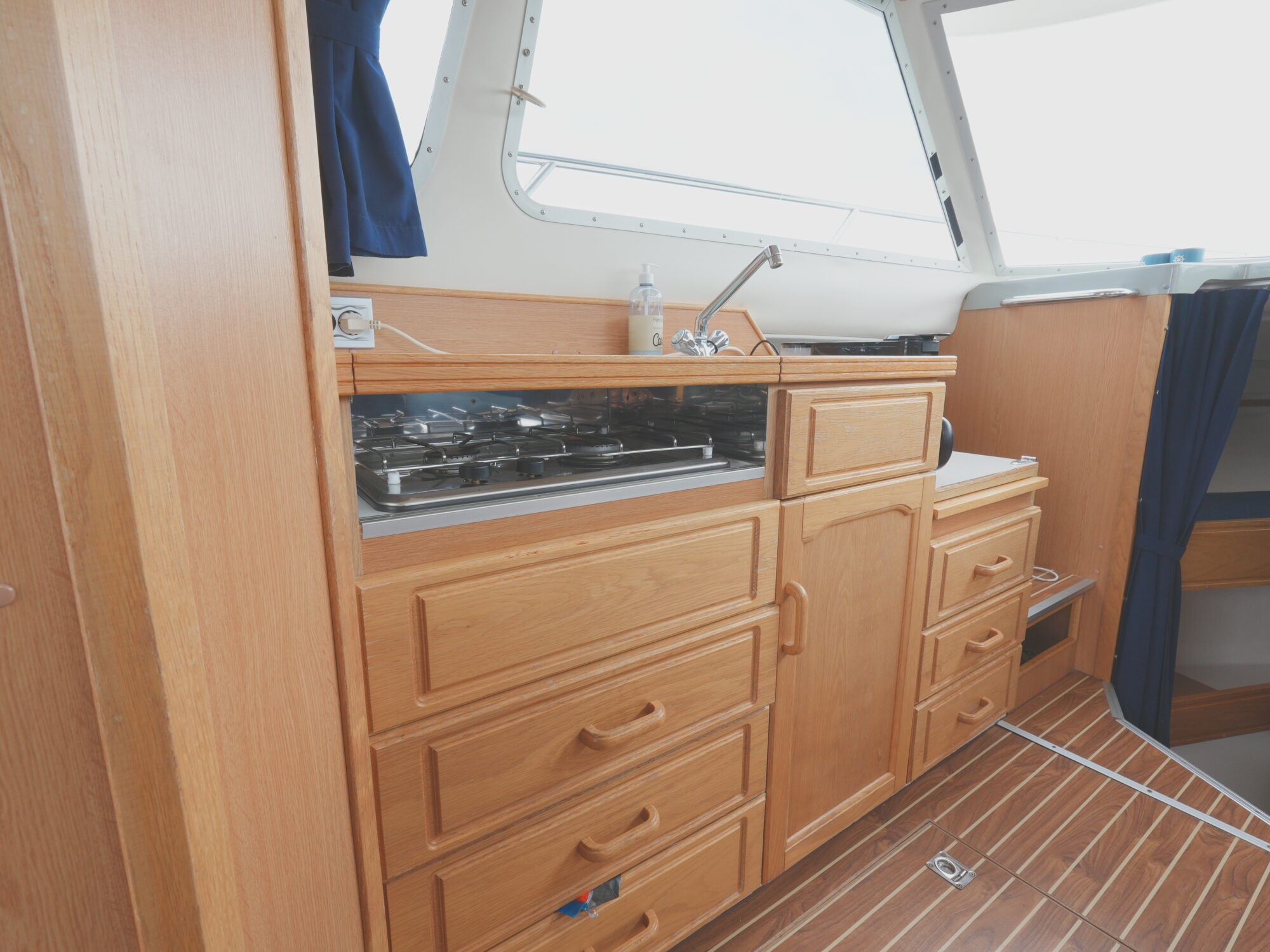 foto: 32 NB Marine NB Marine 8700