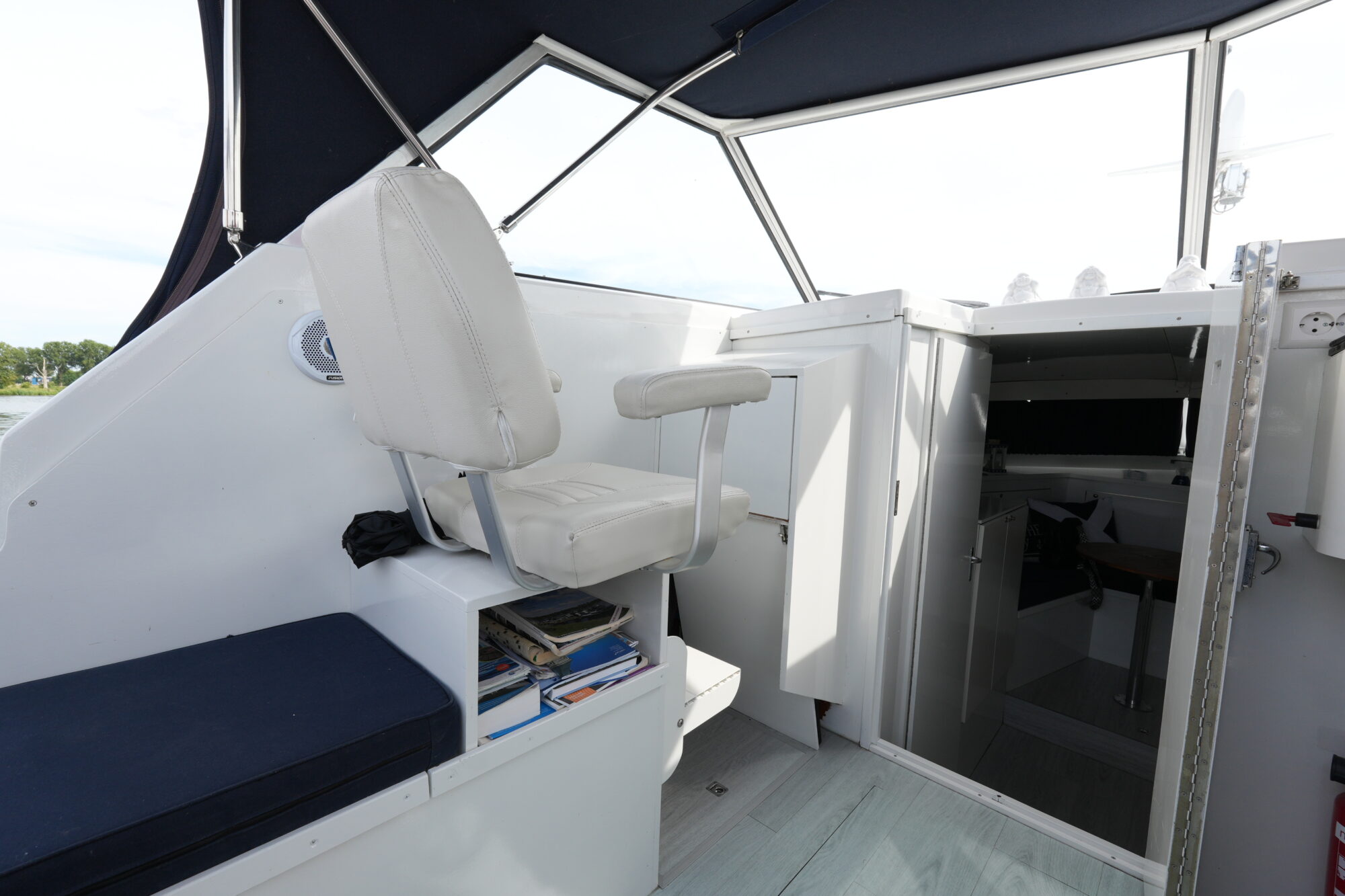 foto: 18 Marco Marco 860 OK AK