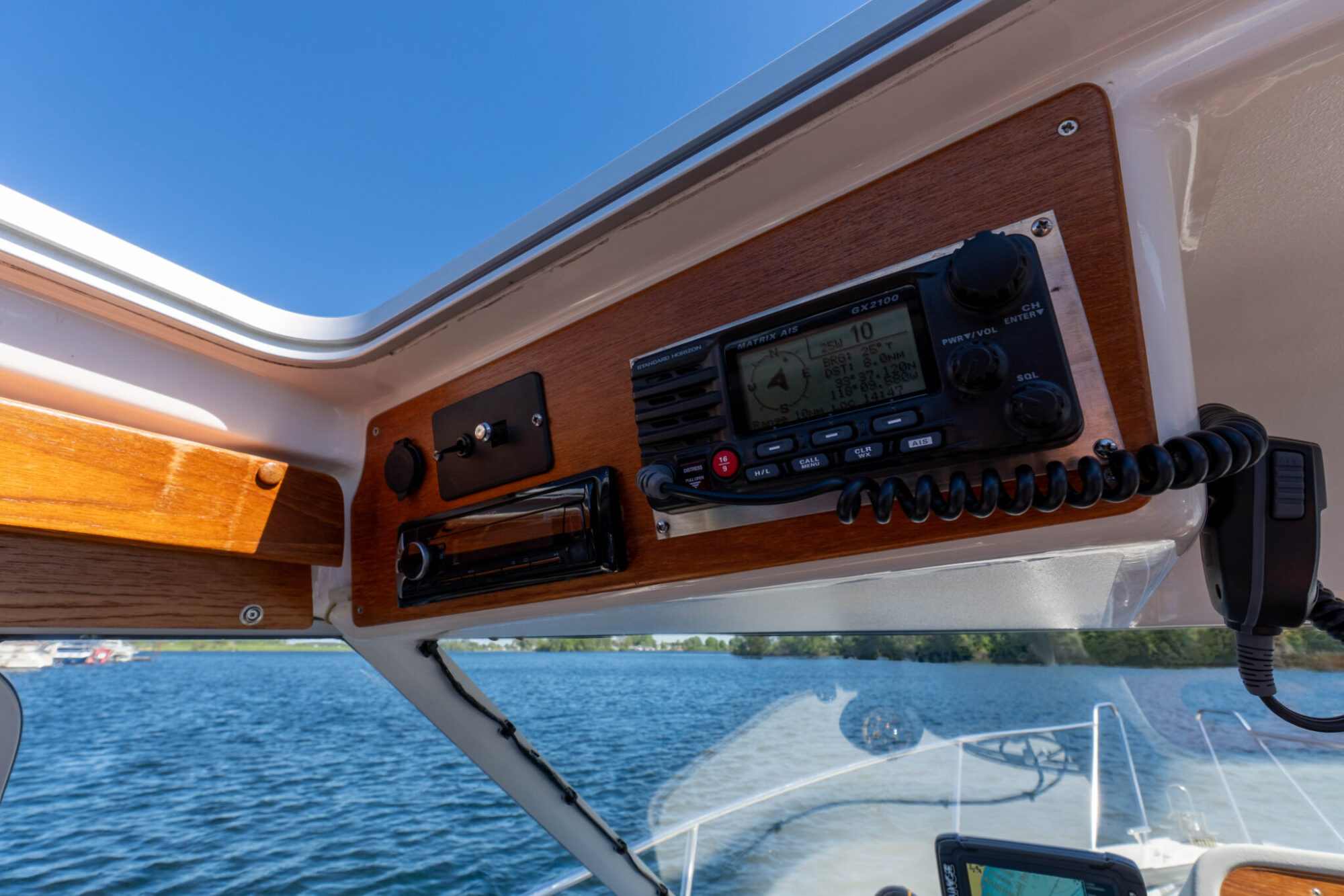 foto: 76 Nimbus Nimbus 280 Coupé