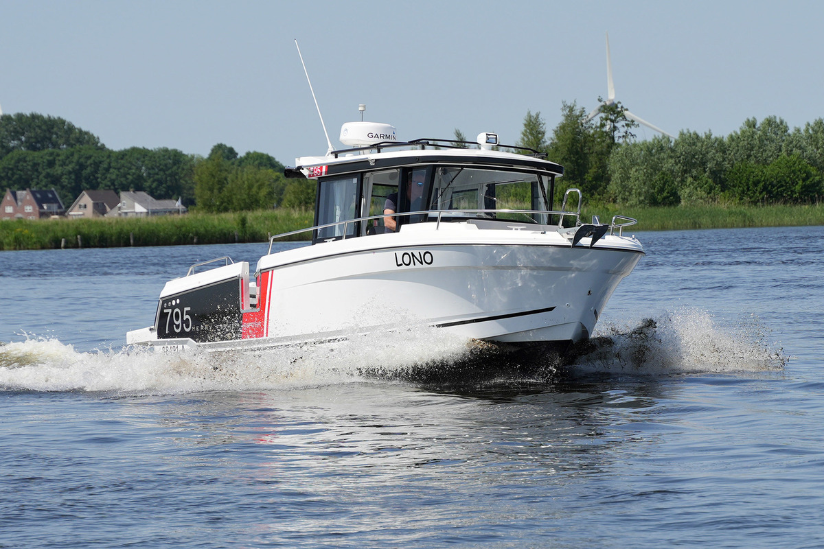 foto: 33 Jeanneau Merry Fisher 795 Sport Serie 2