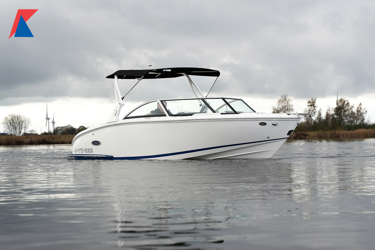 foto: 5 Cobalt CS23