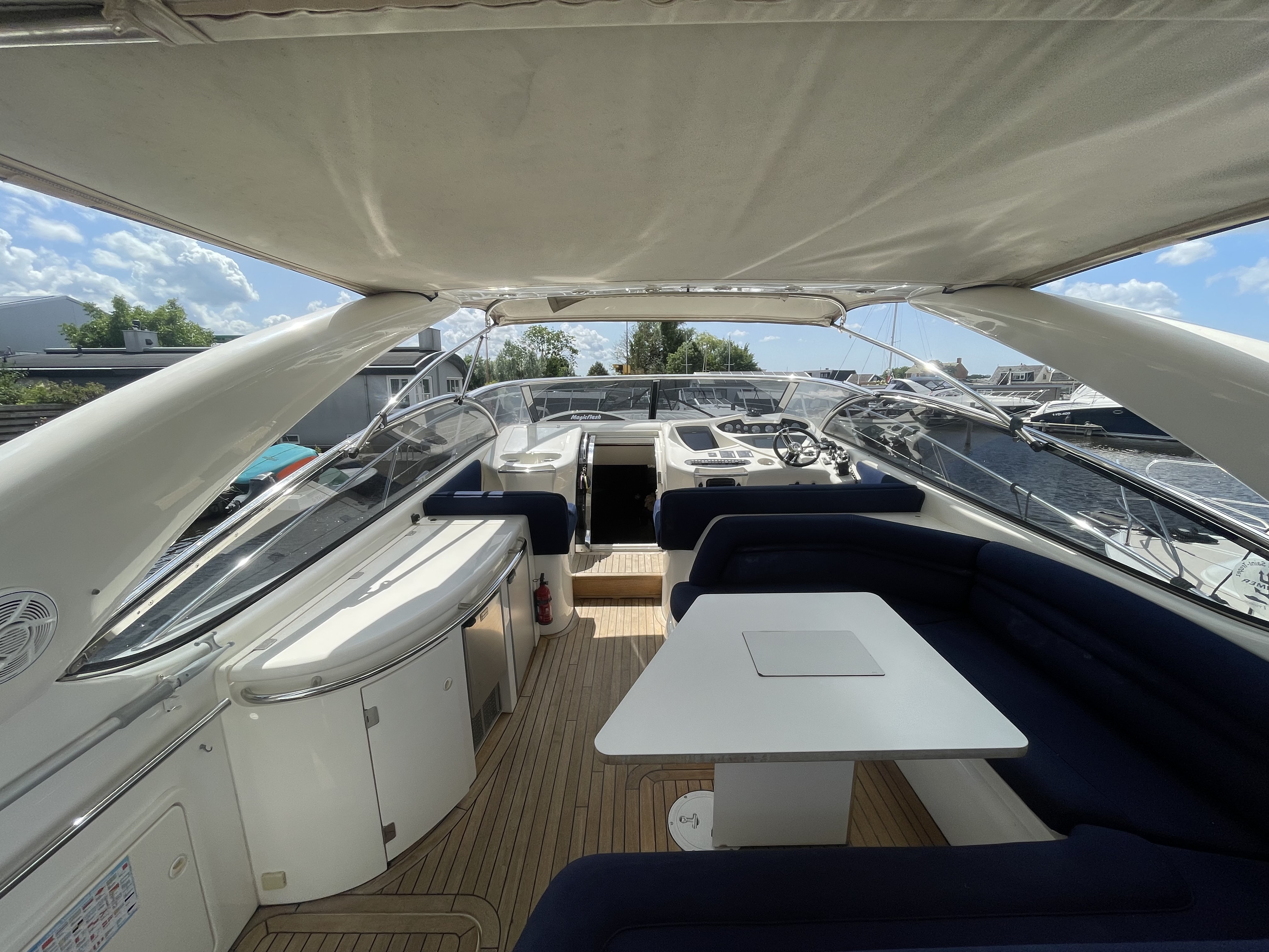 foto: 18 Sunseeker Predator 58