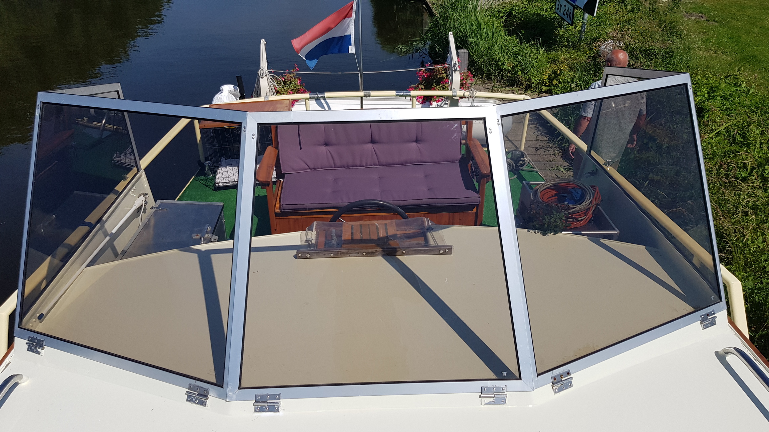 foto: 33 Vechtkruiser 1060 AK