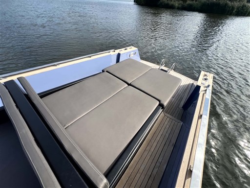 foto: 18 Isloep Rapida 990