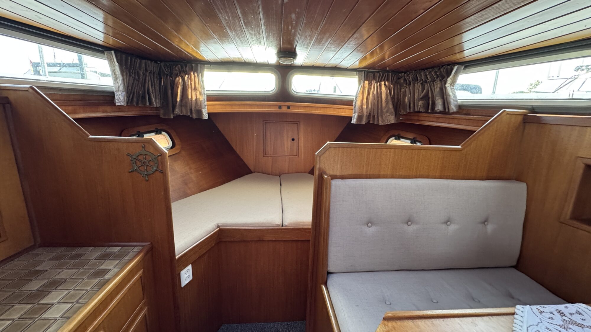 foto: 20 Valkkruiser Valkkruiser 11.00 Flybridge