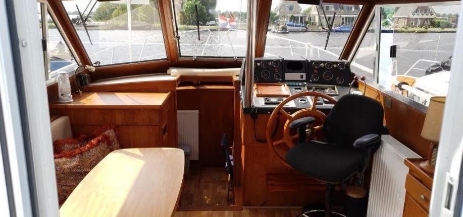 foto: 5 Condor Comtess  44