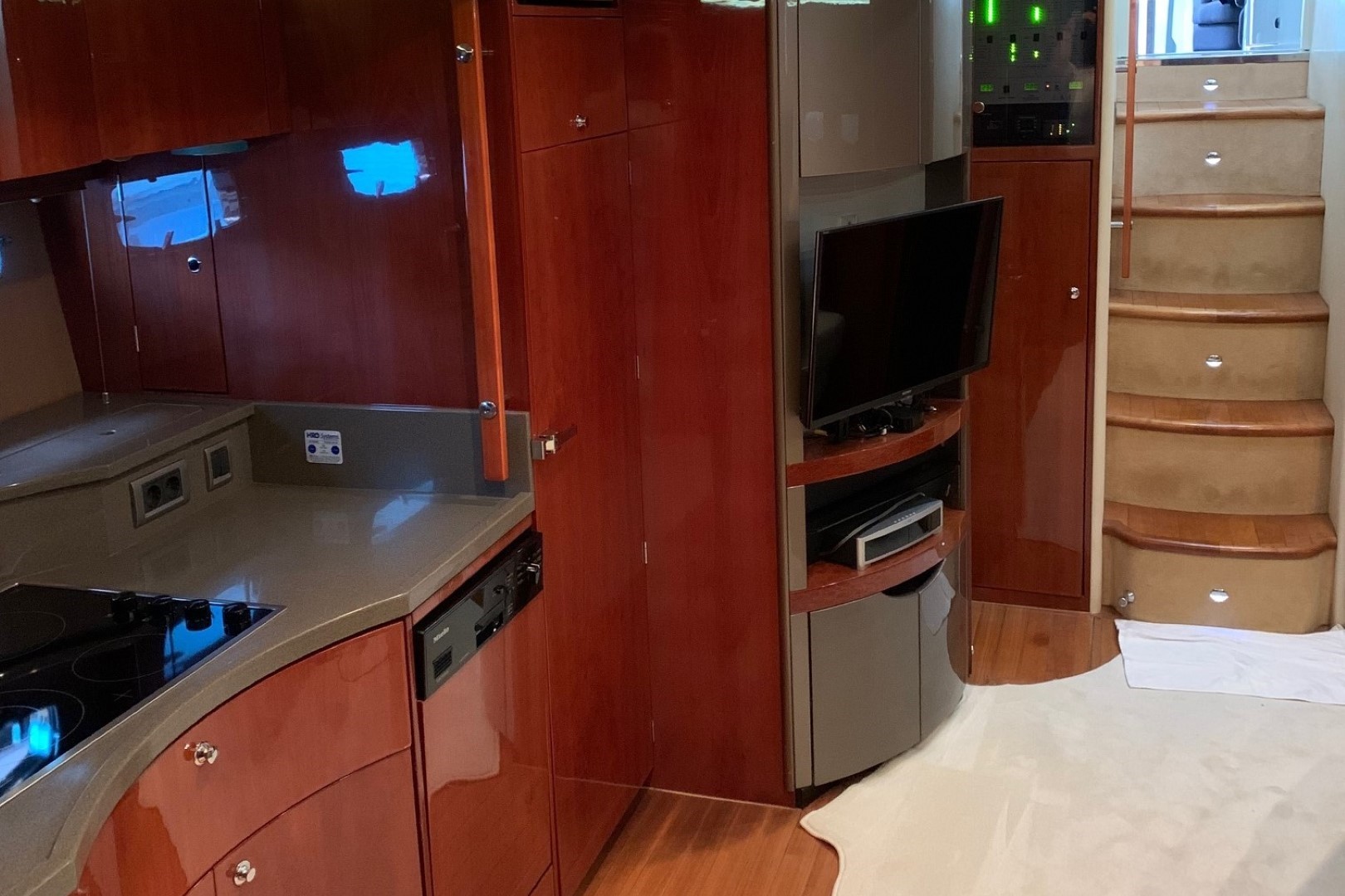 foto: 10 Fairline  Targa 62