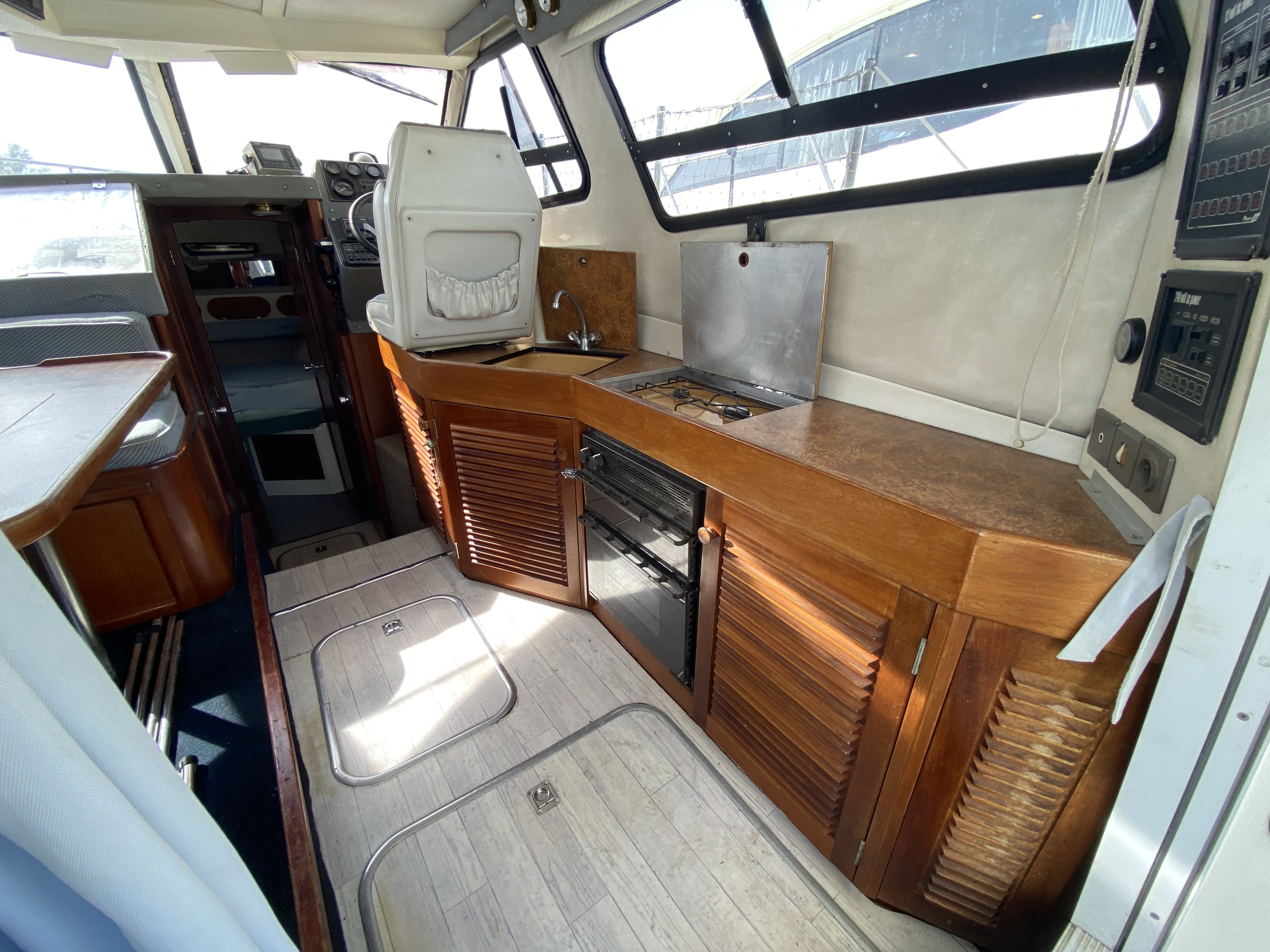 foto: 15 Sealine 305 Fly