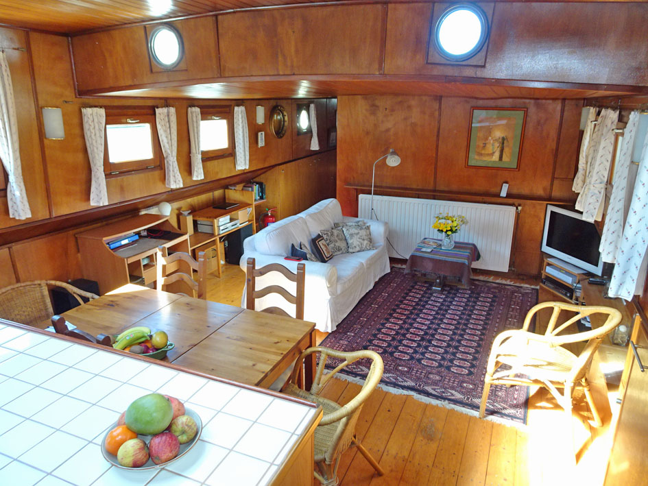 foto: 41 Katwijker 26.13 Varend Woonschip met CBB