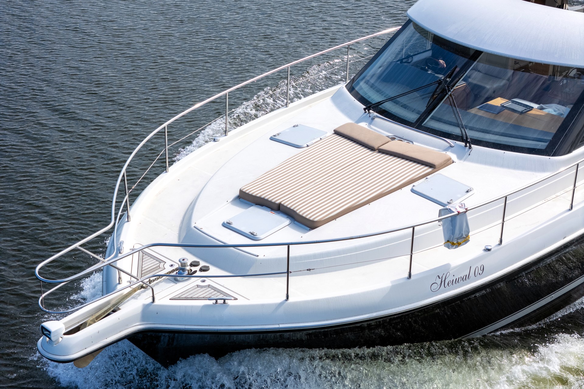 foto: 19 Rivièra 4700 Sport Yacht
