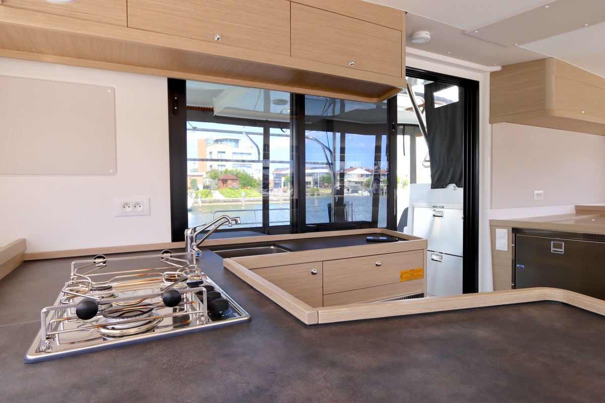 foto: 74 Lagoon 42 Full specs