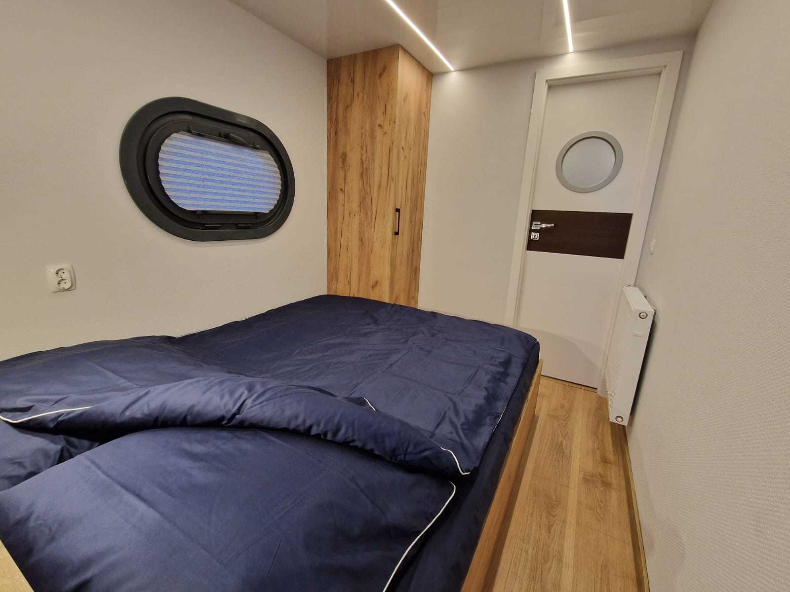 foto: 16 Campi 460 Houseboat