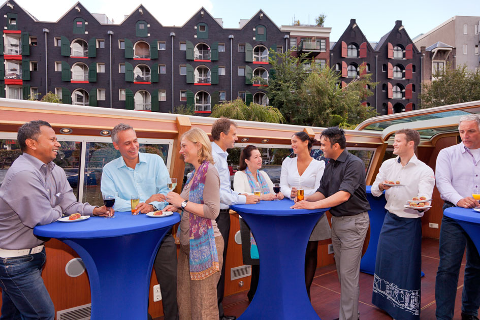 foto: 21 Amsterdamse Grachten rondvaartboot 21.80 21.80