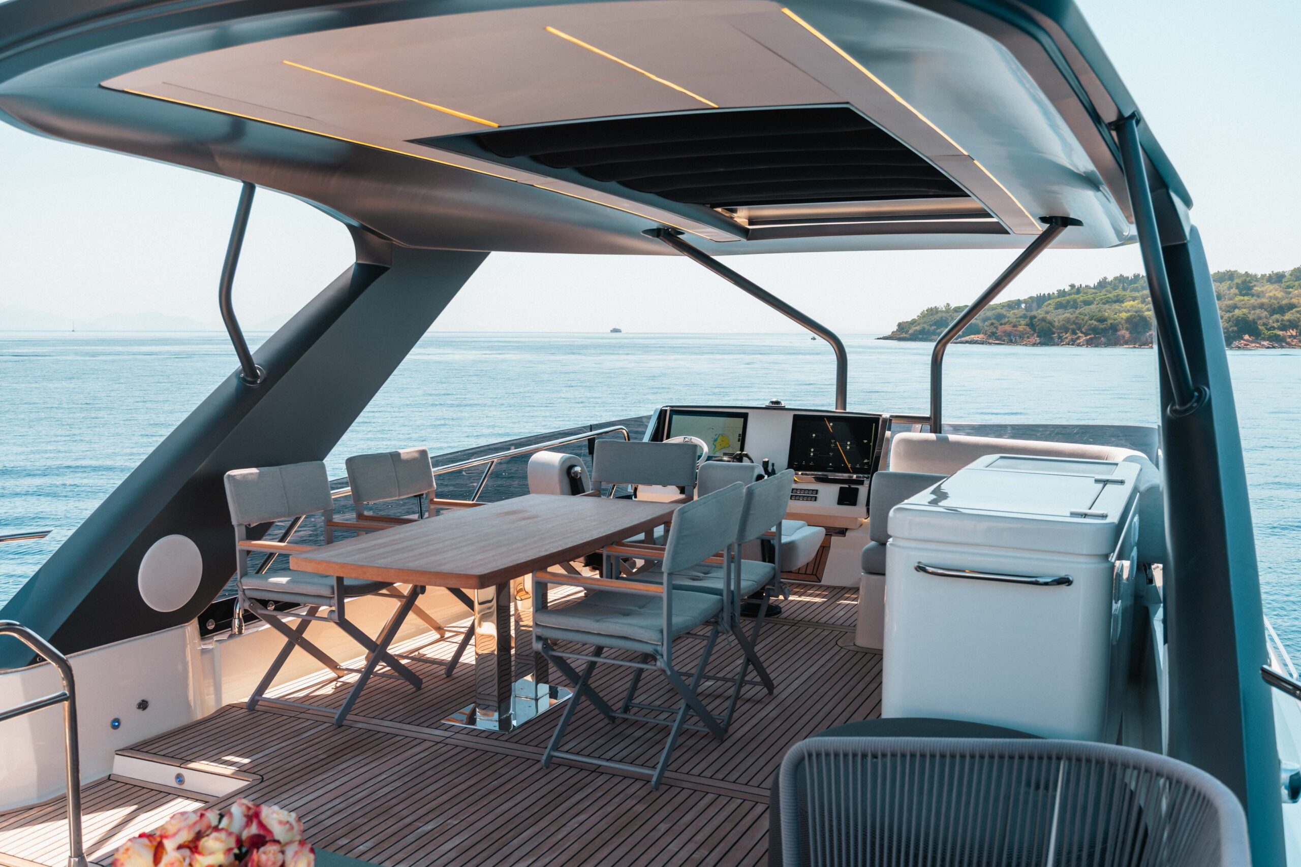 foto: 71 Prestige 690 flybridge