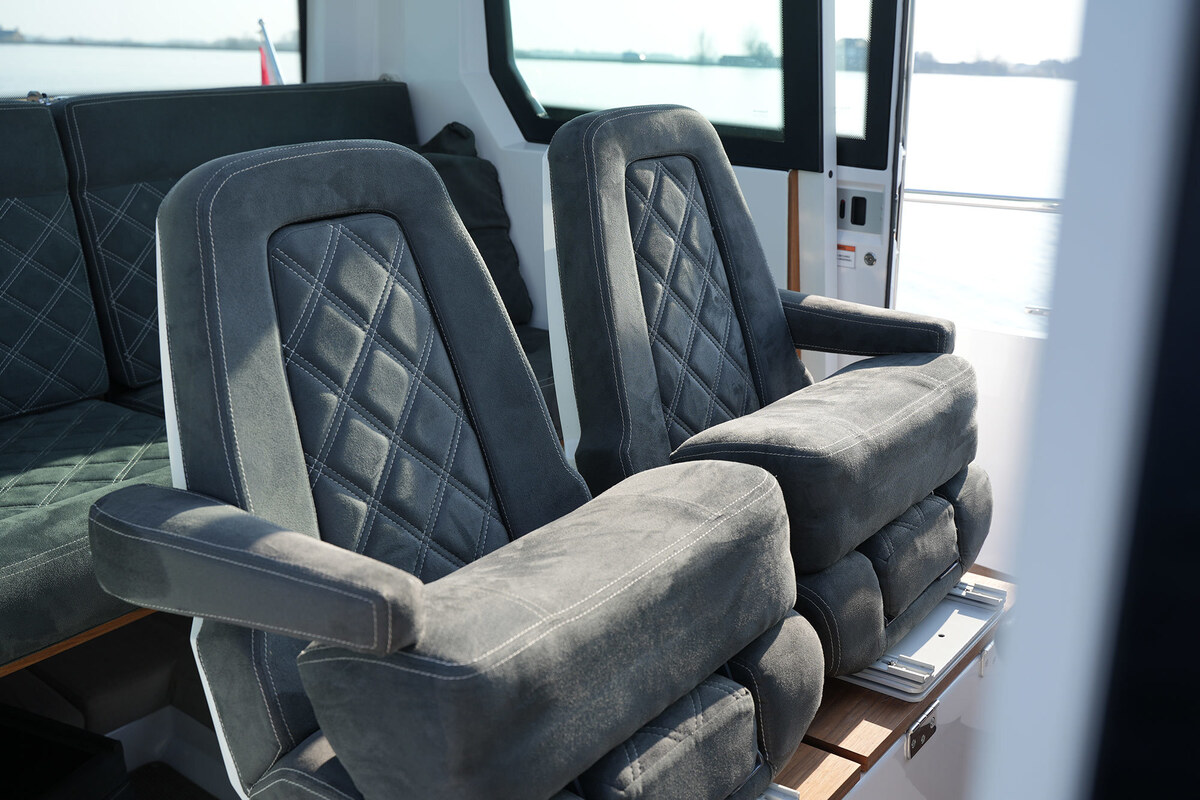 foto: 22 Axopar 28 Cabin - AC