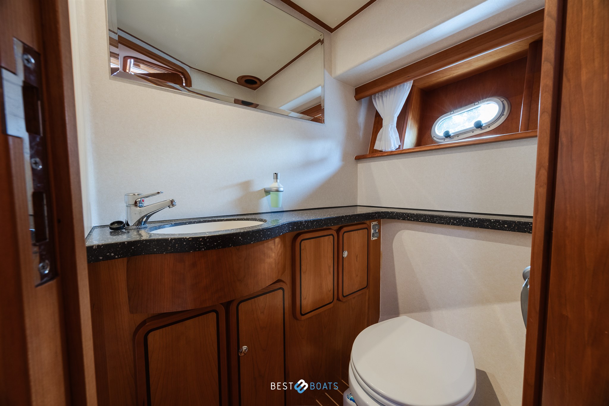 foto: 27 Linssen Grand Sturdy 470 AC Mark II