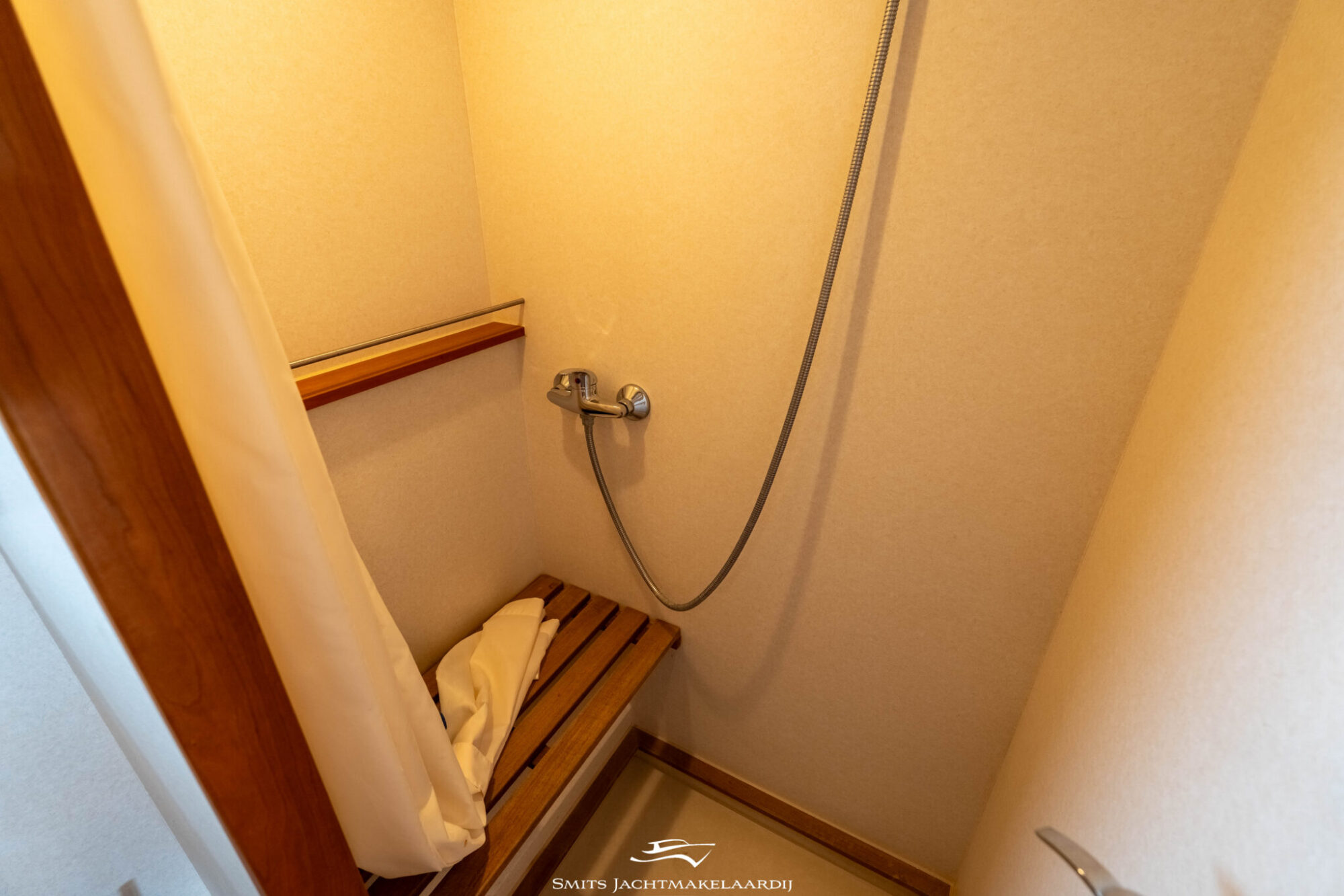 foto: 52 Linssen Linssen Grand Sturdy 43.9 AC