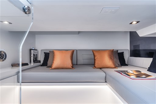 foto: 13 Vandutch 56 - New