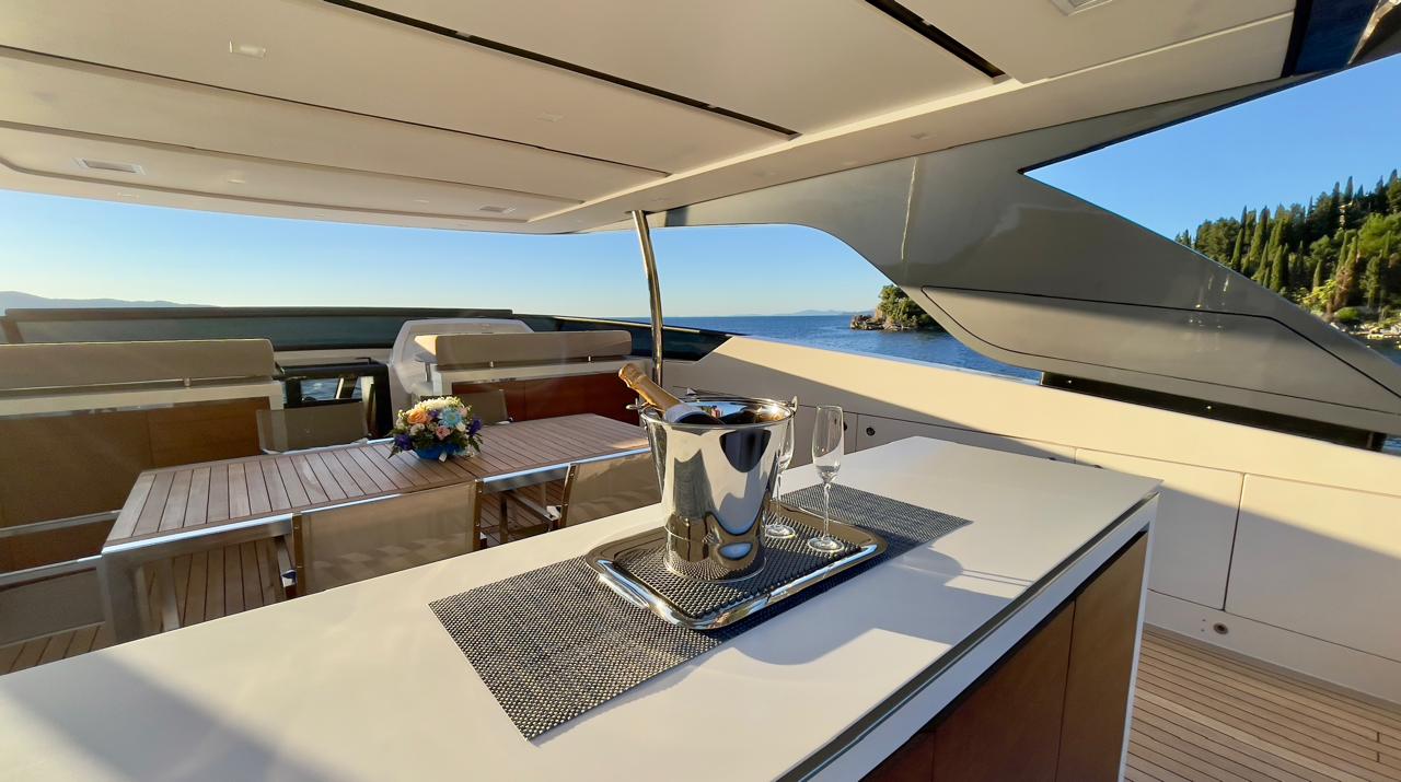 foto: 39 Sanlorenzo SL104 M/Y ST BARTH