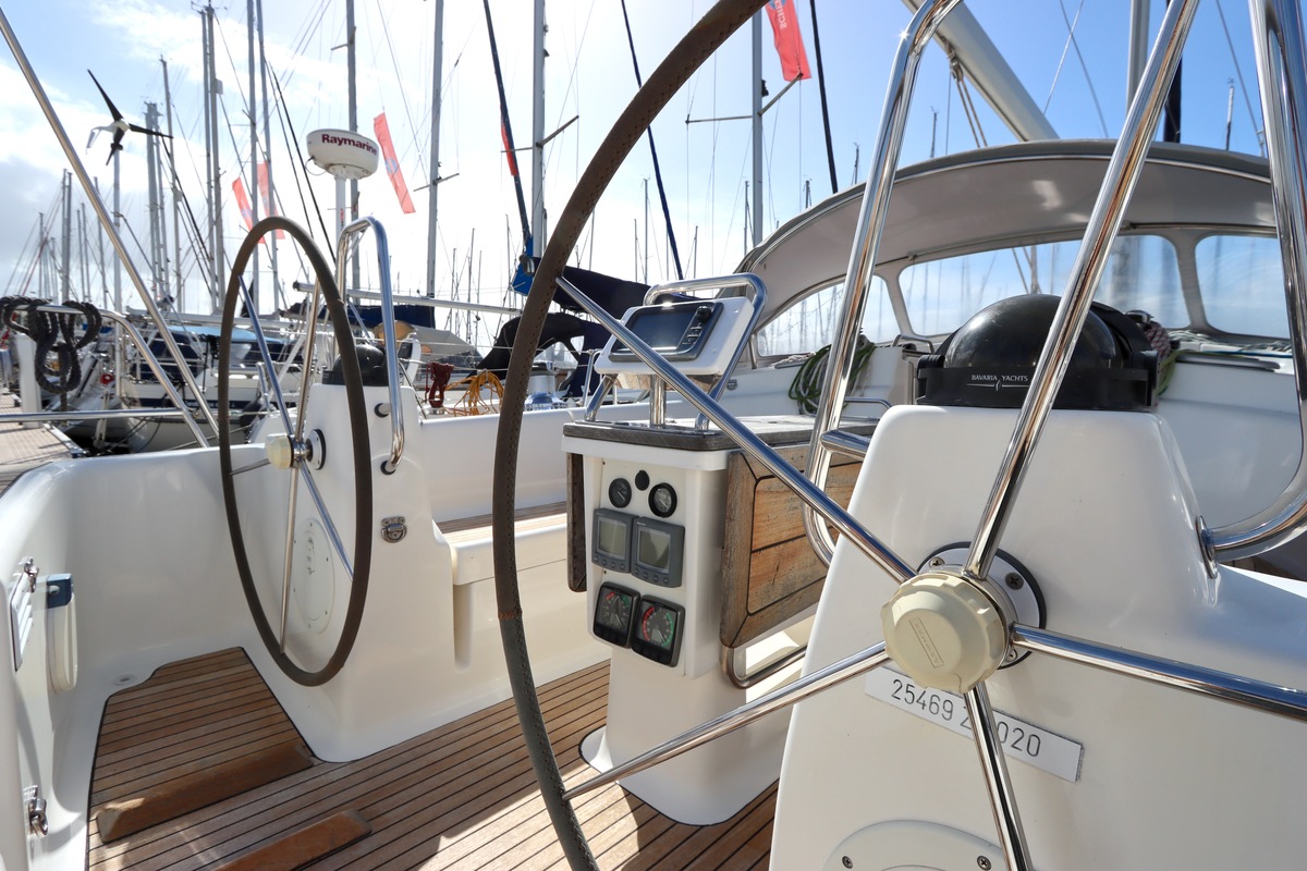 foto: 49 Bavaria 42-3 Cruiser