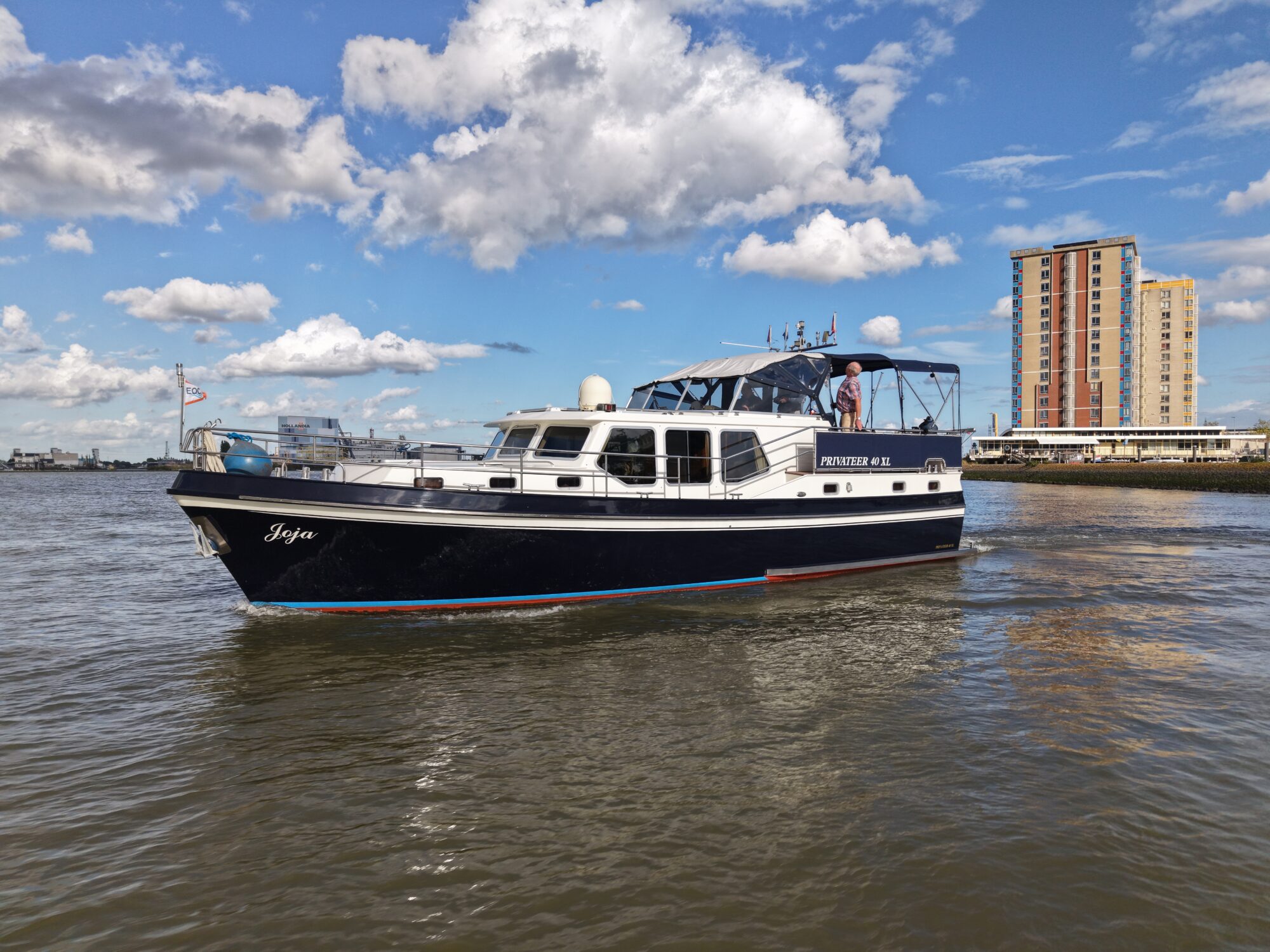 foto: 63 Privateer Privateer 40 XL Cabrio