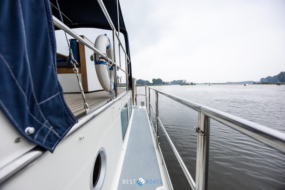 foto: 51 Tradewind 33