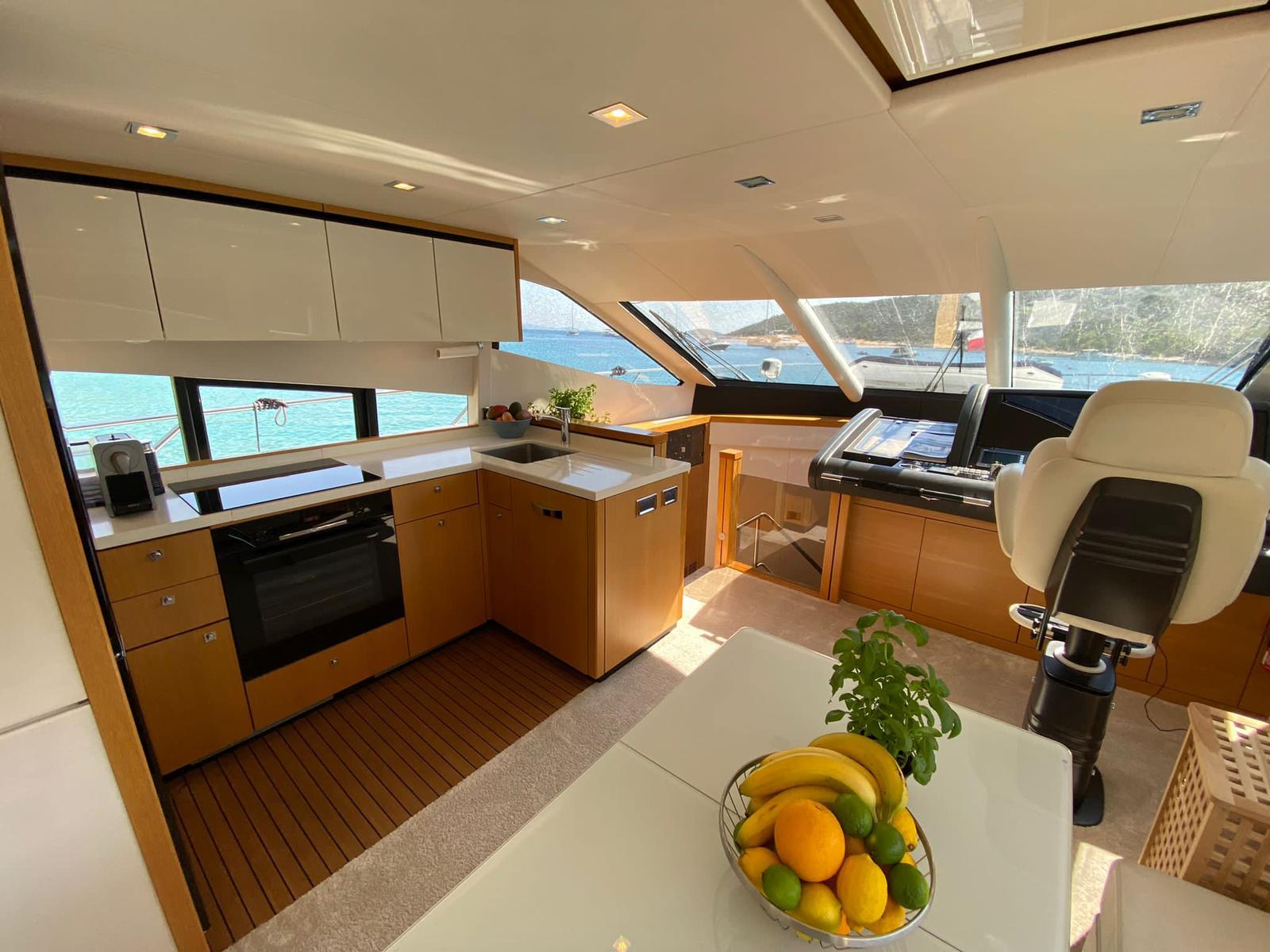 foto: 17 Sunseeker Manhatten 63