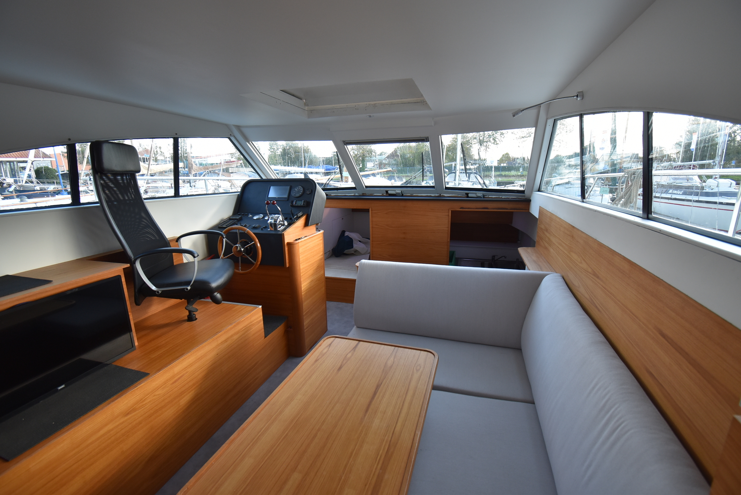 foto: 15 Motor Catamaran 12.5