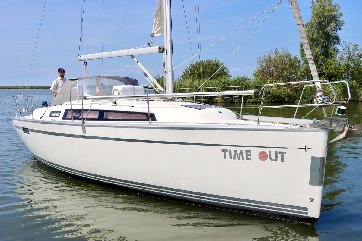 hoofdfoto: 1 Bavaria 33 Cruiser