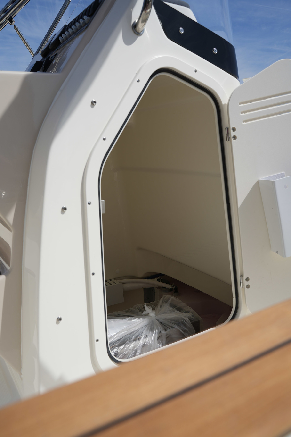 foto: 28 Boston Whaler 210 Montauk