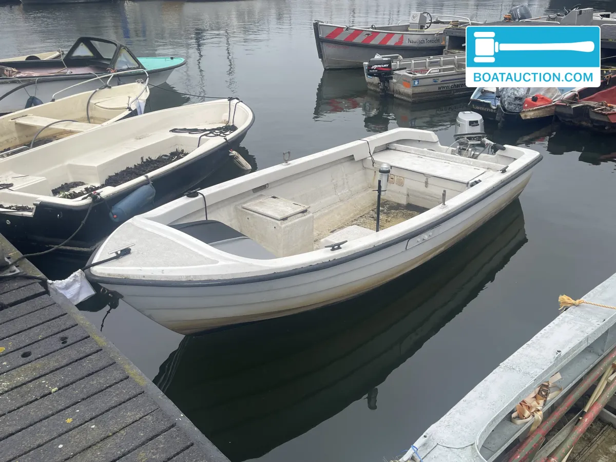 foto: 7 Motorboat 450