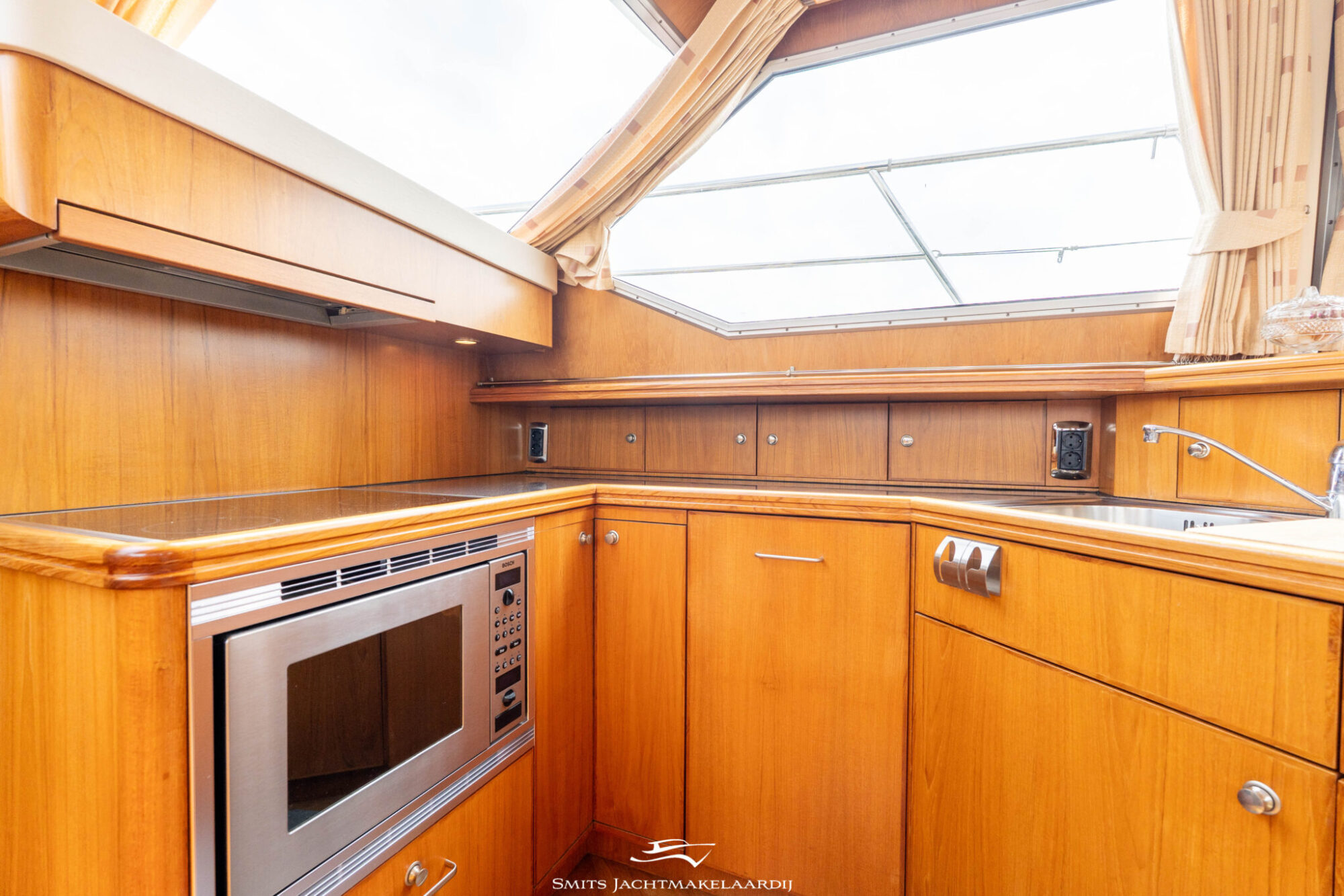 foto: 49 Van der Valk Valk Continental 15.50 Cabrio