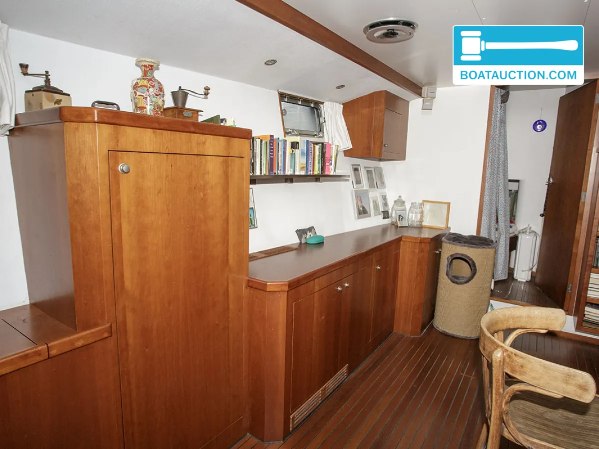 foto: 44 Bateau de patrouille 2300