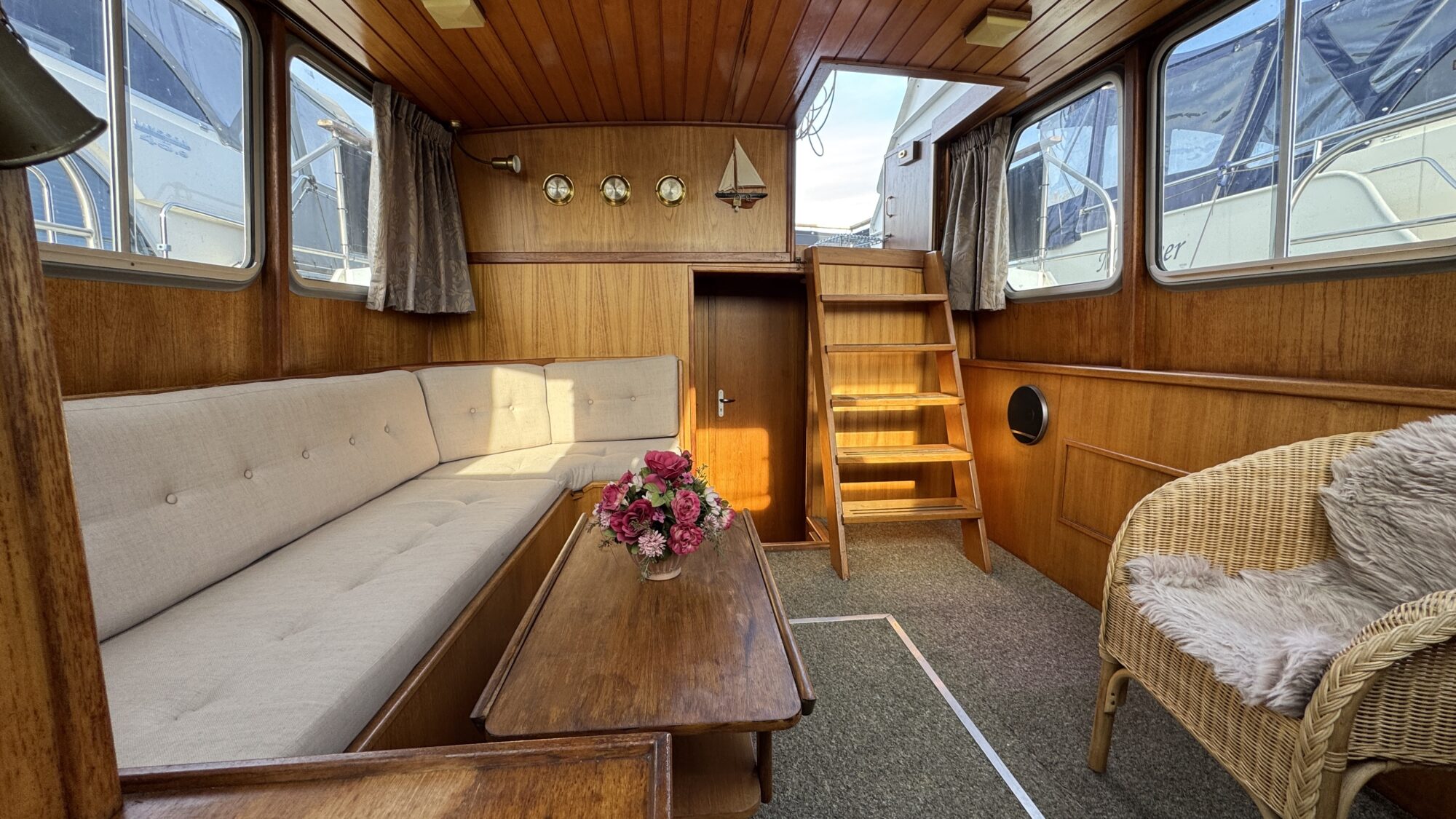 foto: 21 Valkkruiser Valkkruiser 11.00 Flybridge