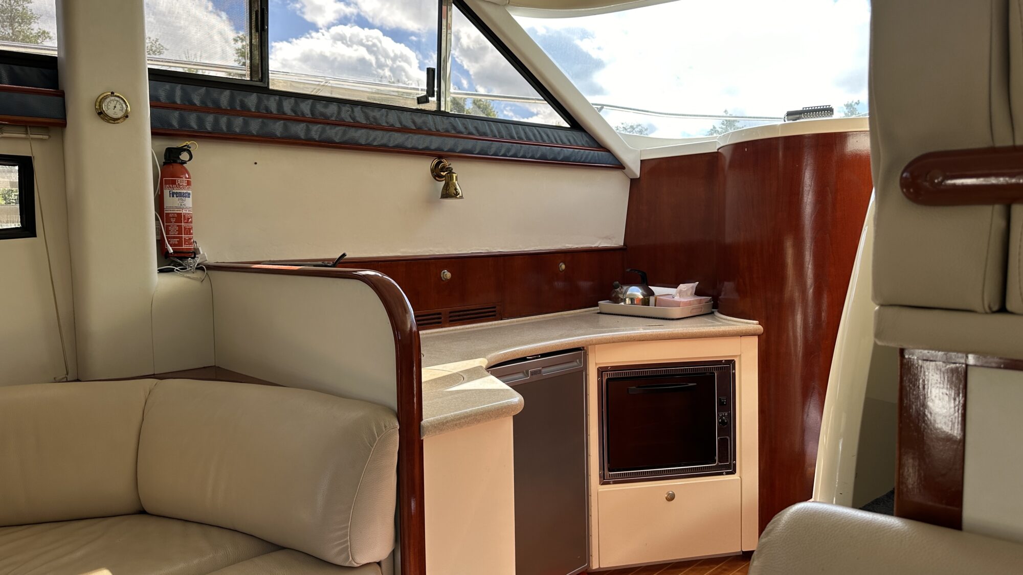 foto: 31 Fairline Fairline Phantom 40 Flybridge