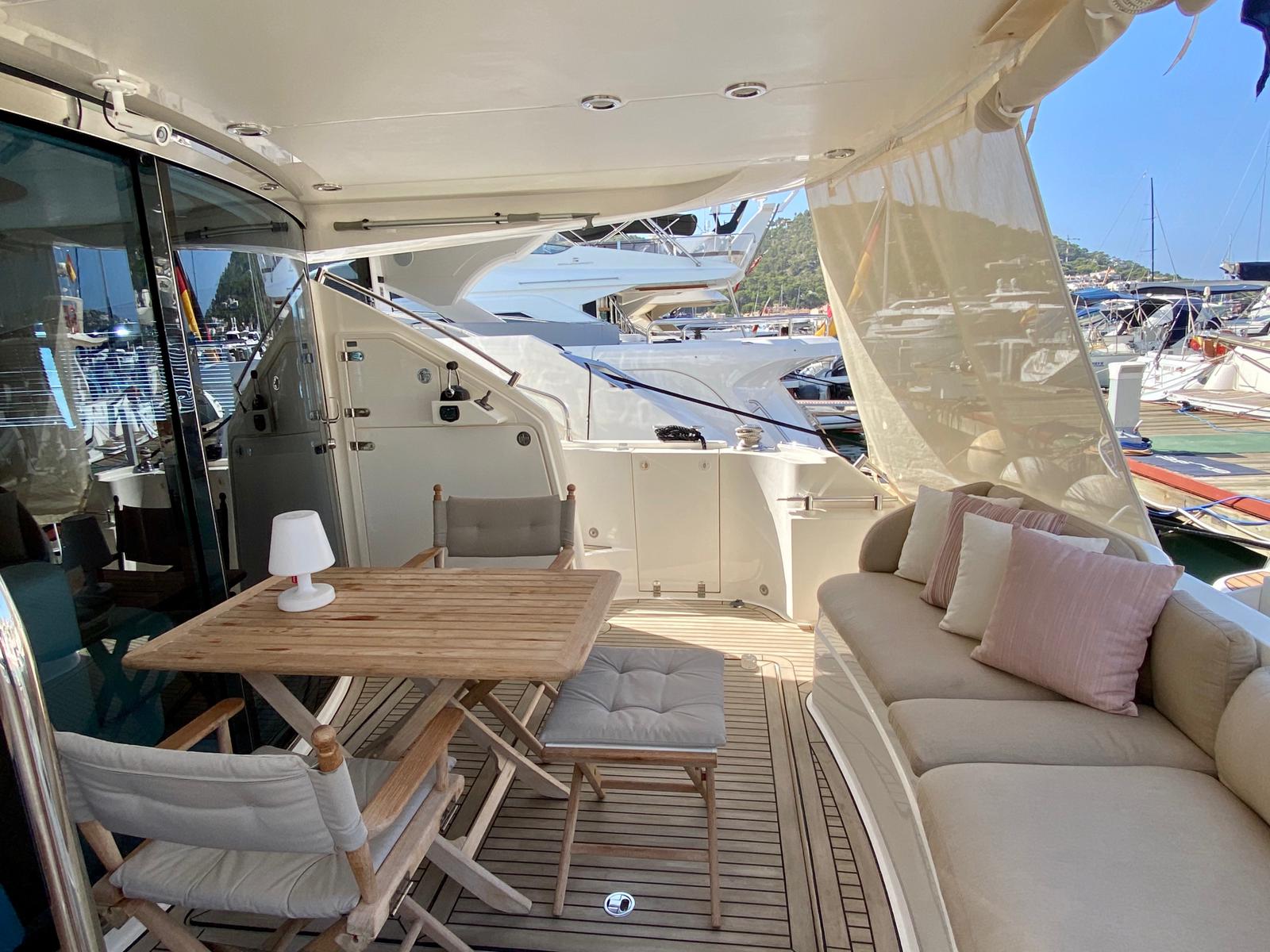 foto: 28 Fairline Squadron 58