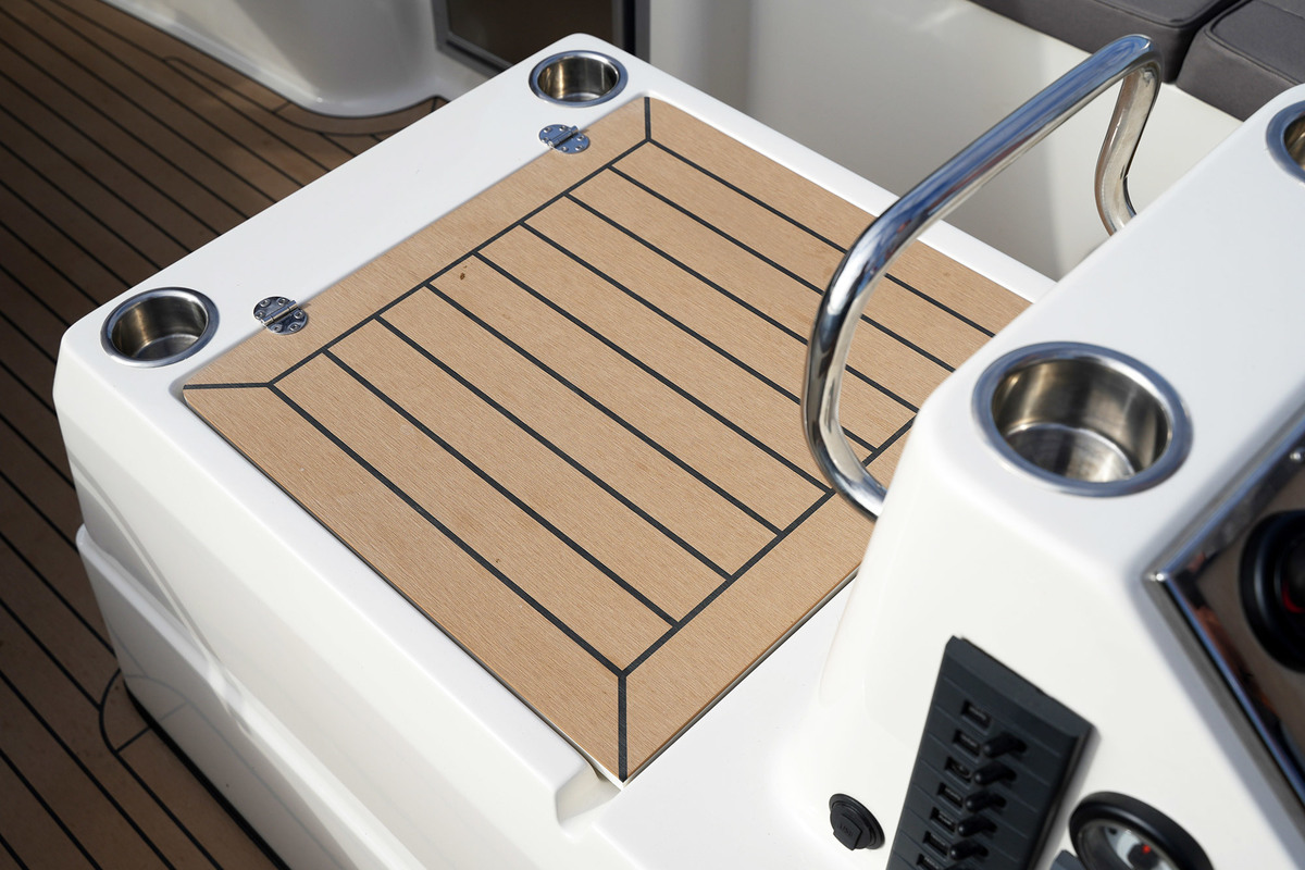 foto: 19 Interboat Intender 780