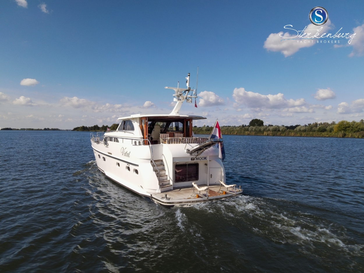 foto: 16 Valk Valk Continental 15.50 FR
