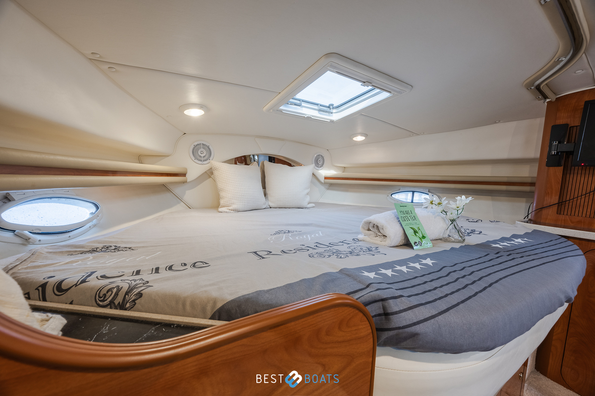 foto: 28 Rinker 342 Fiesta Vee