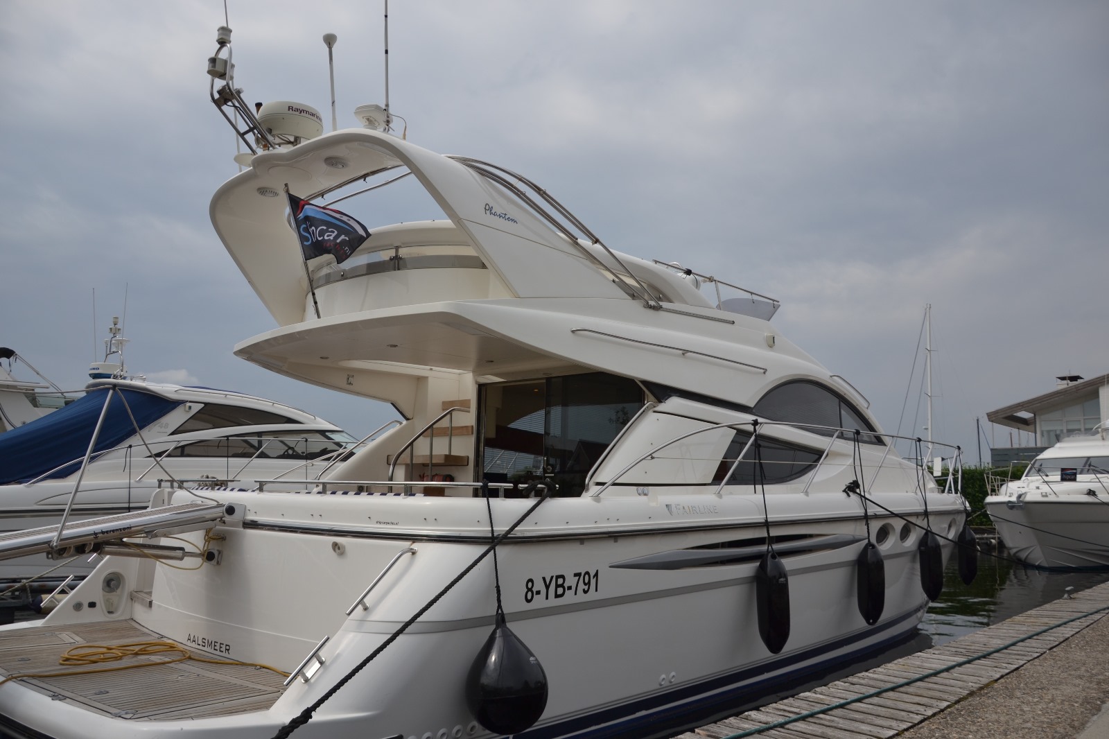 foto: 21 Fairline Phantom 46
