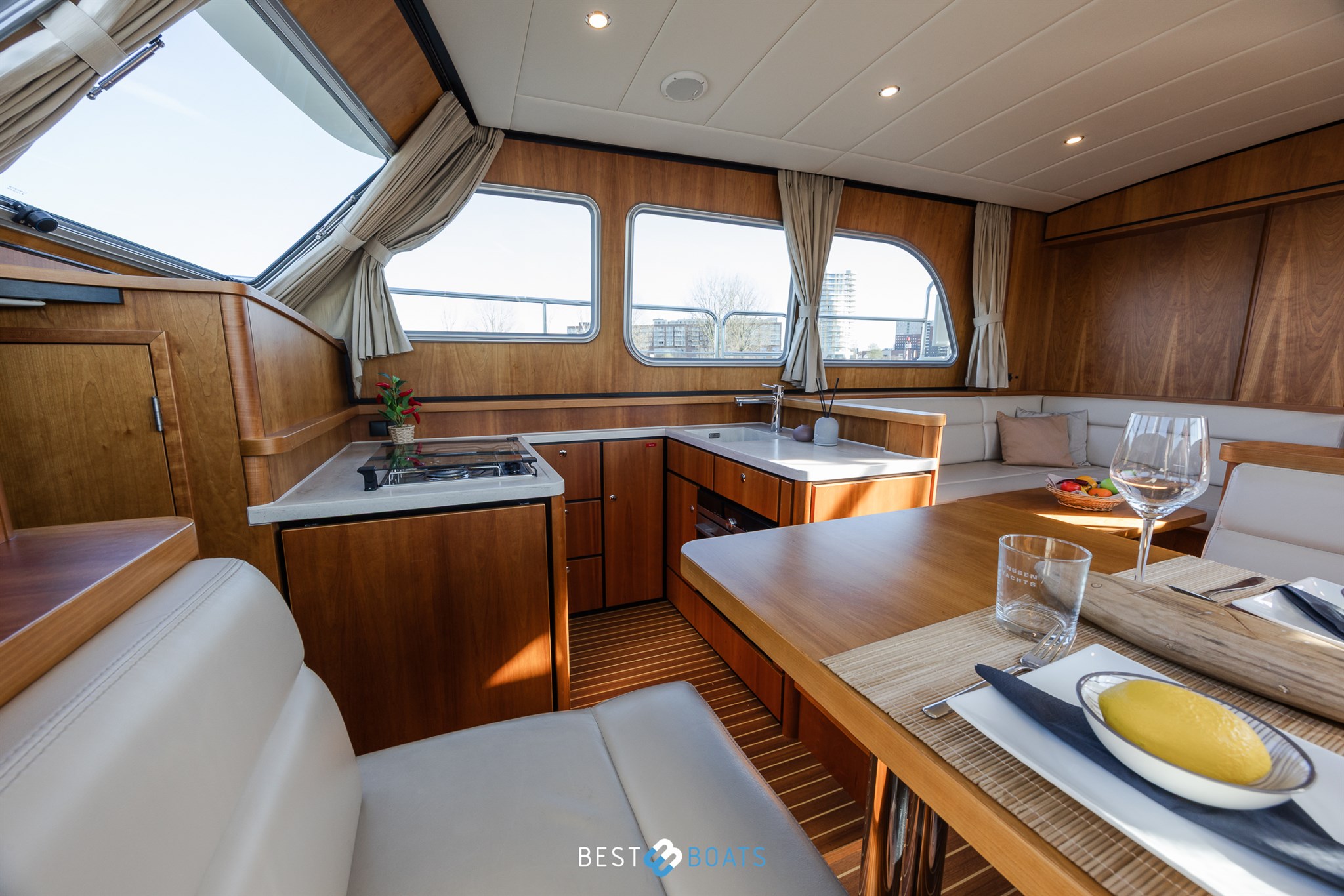 foto: 31 Linssen Grand Sturdy 40.0 AC