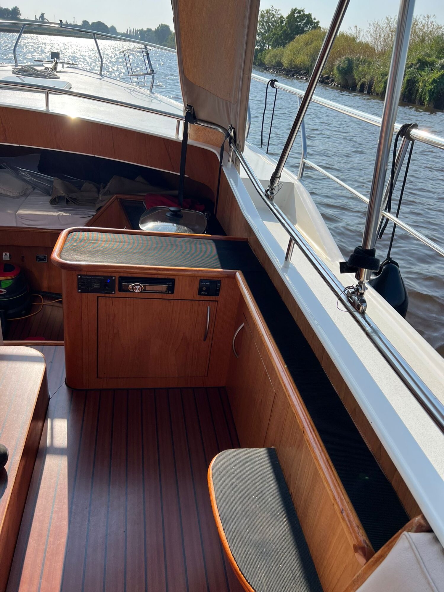 foto: 18 Valkkruiser Valkkruiser 8.50 Cabinsloep